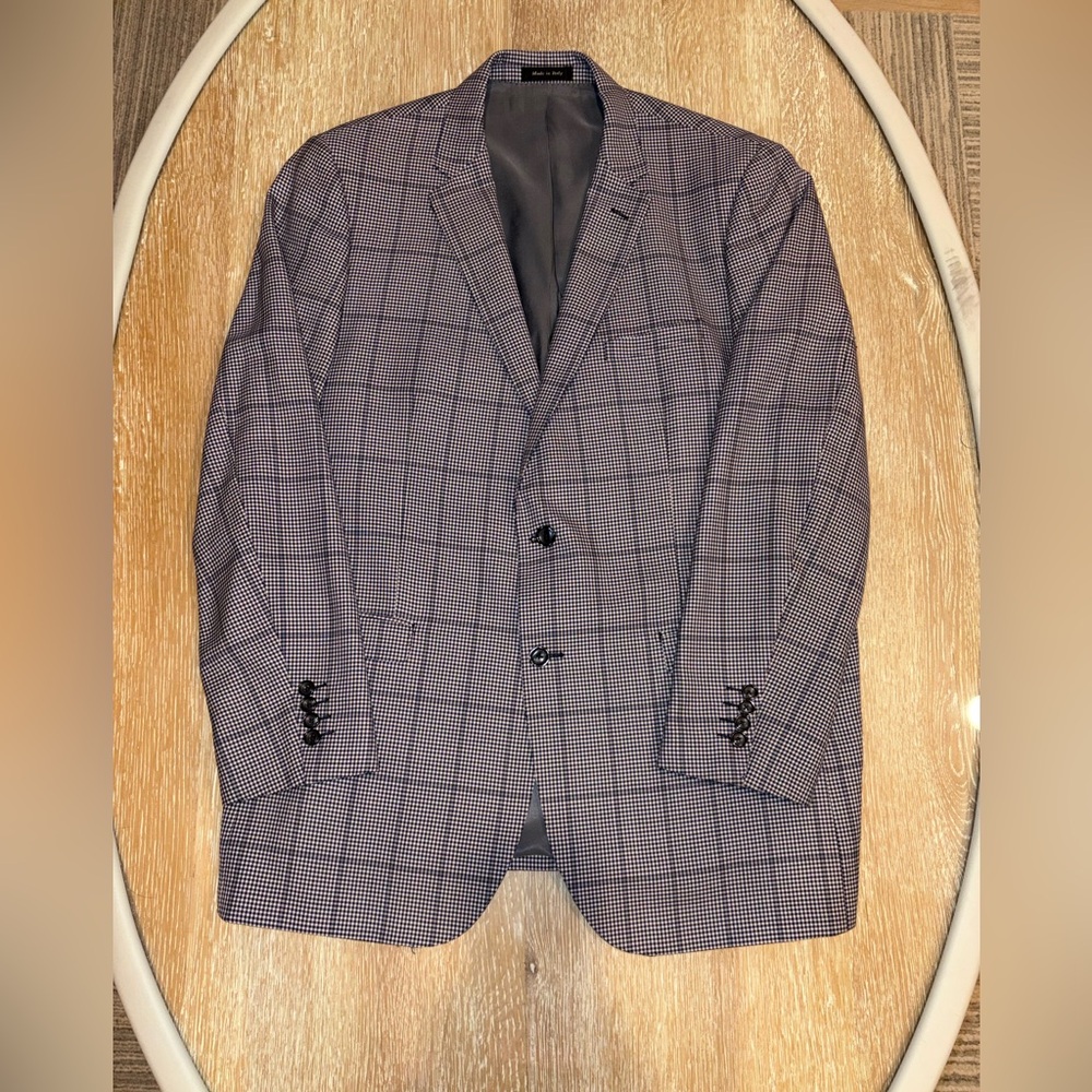 Men's Elegant Gray Checkered Blazer